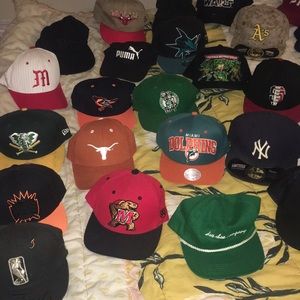 🧢🧢🧢🧢🧢🧢🧢🧢🧢hats!!! Snapbacks and fitted